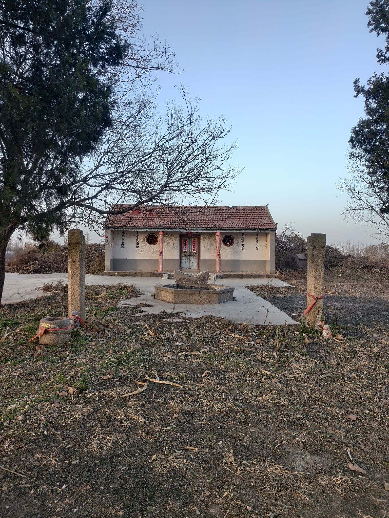 石佛寺实景照片