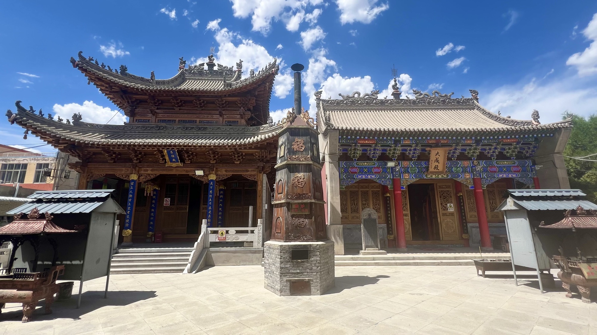 城隍庙实景照片