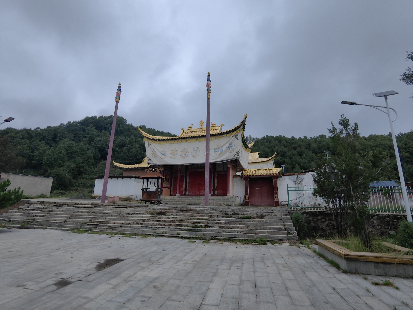 象灵寺实景照片