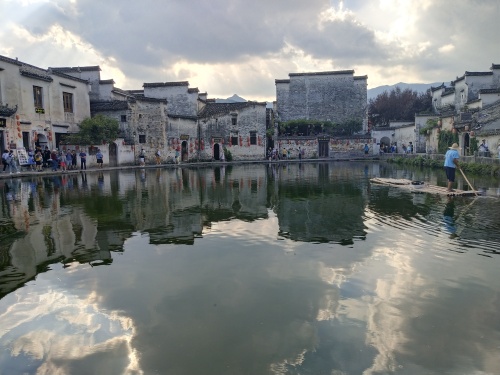 宏村月沼