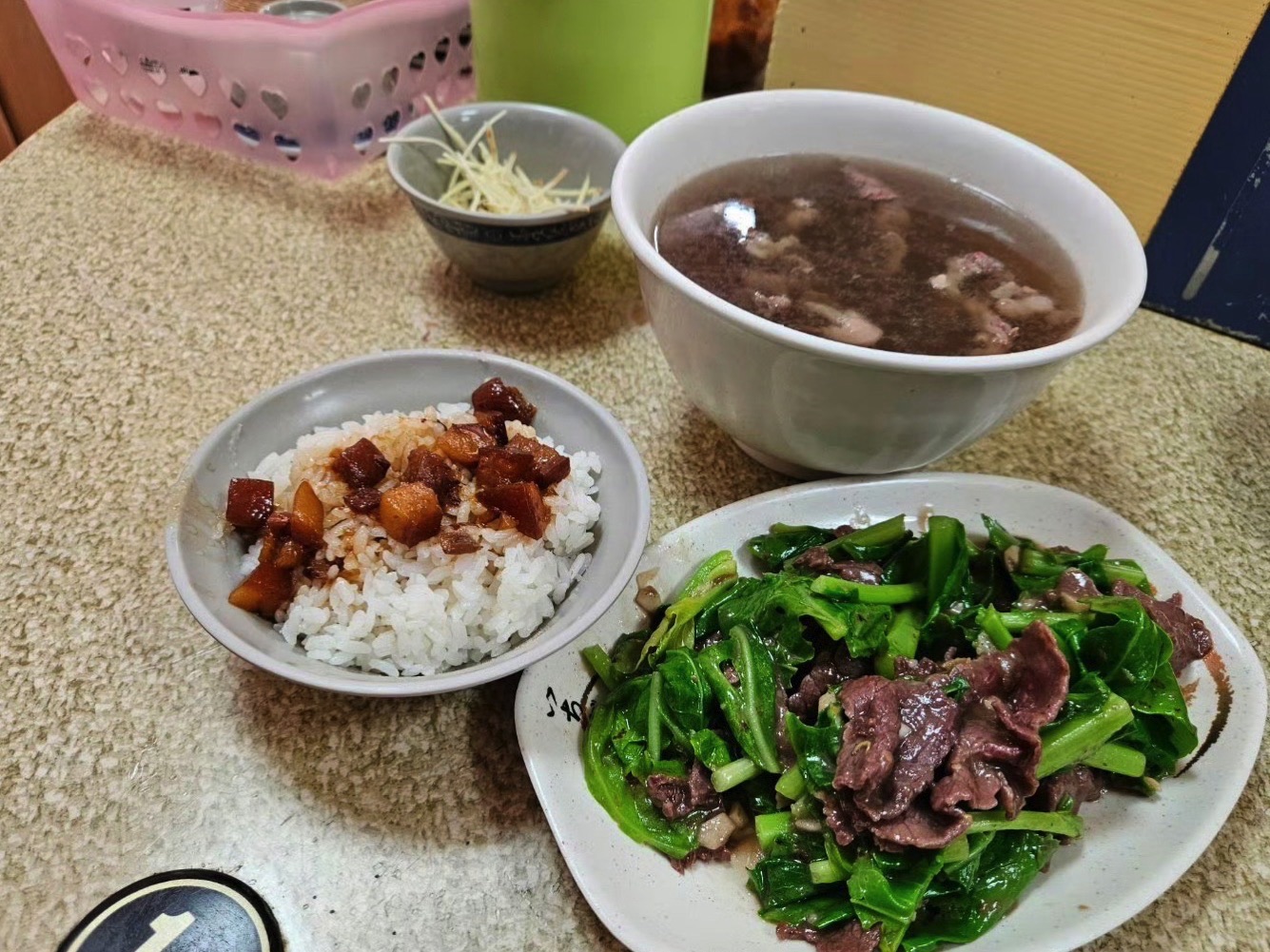 西罗殿牛肉汤