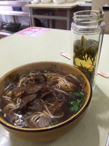 包拯塑像旅行图片 1