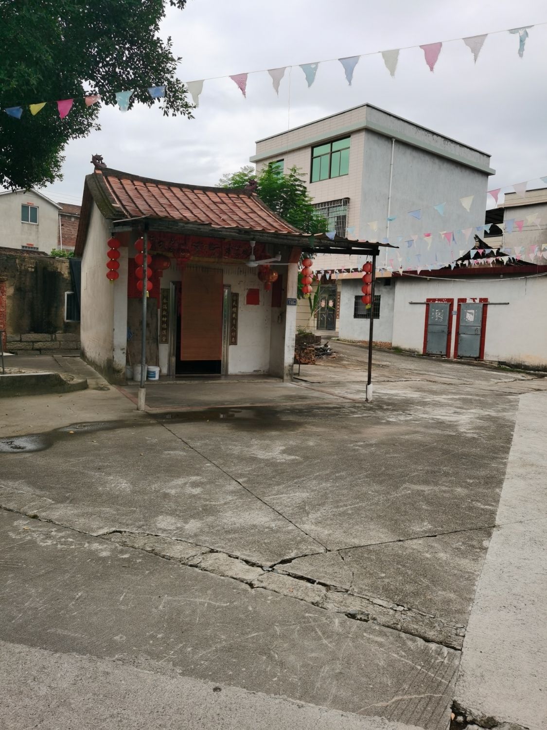 高林佛公庙实景照片