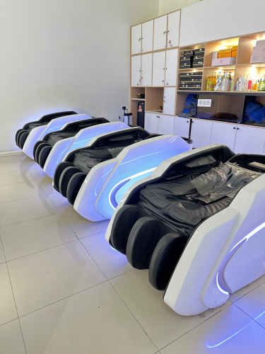 非凡时尚Salon(海韵广场二楼店)