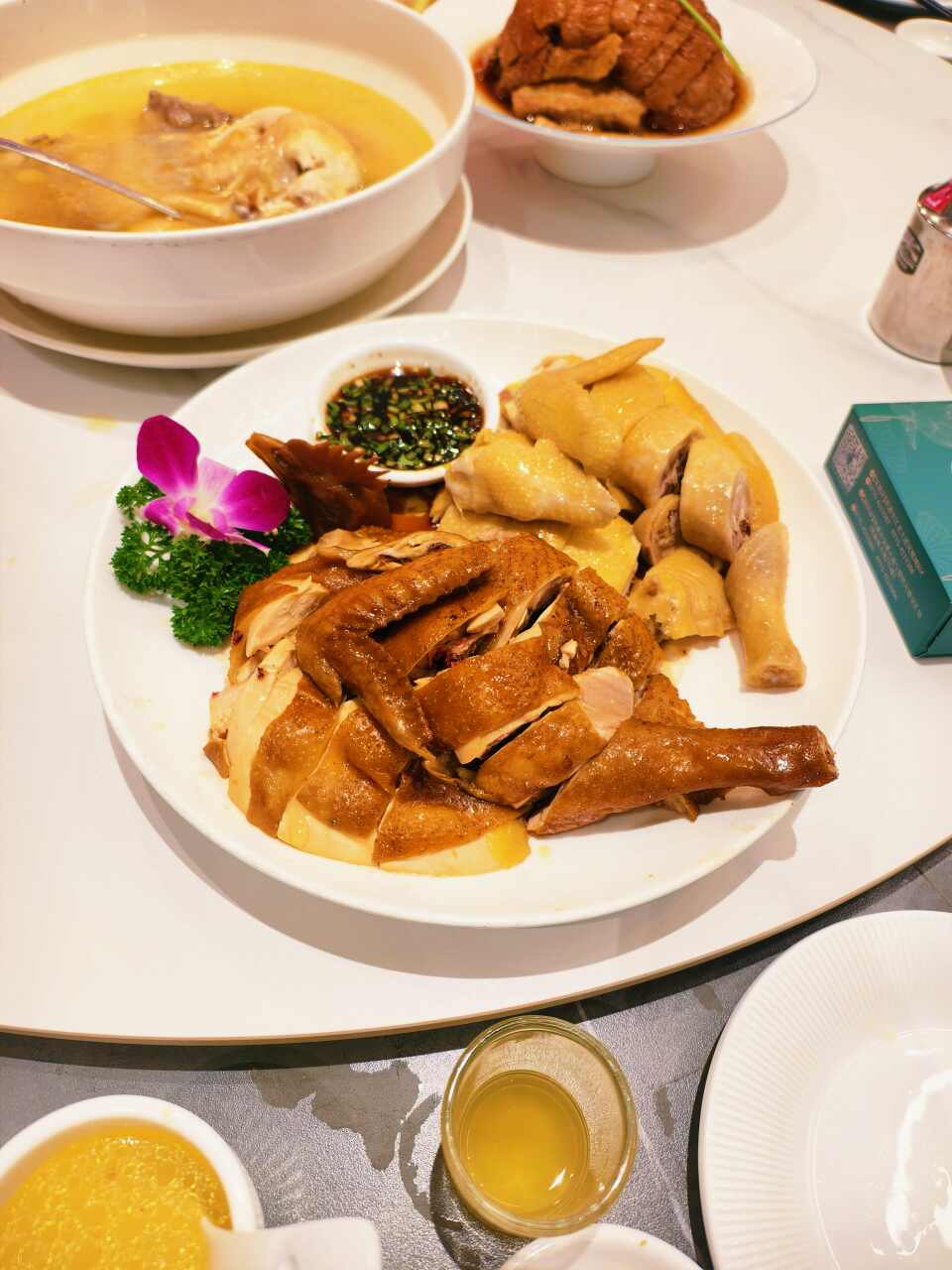荷香楼(迎宾店)