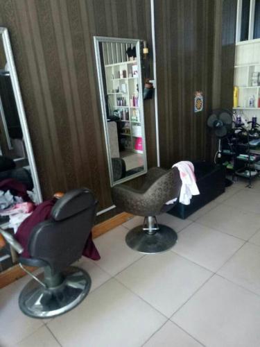剪艺(学府苑店)内部环境