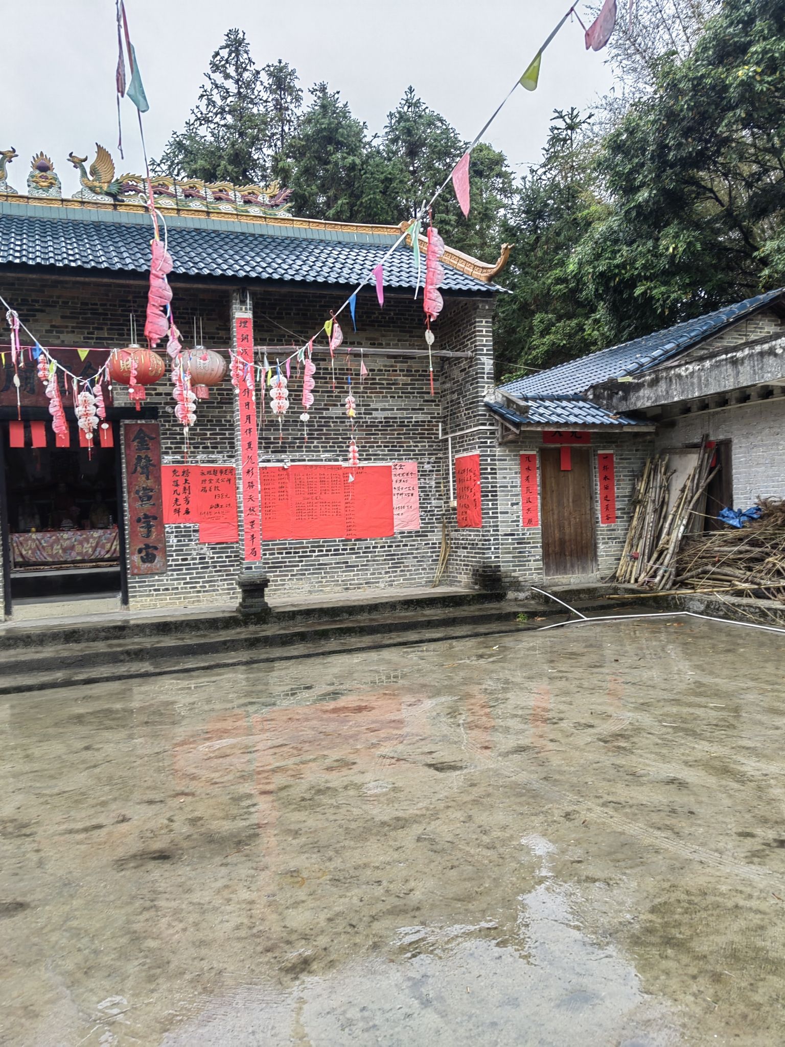 金灵庙实景照片