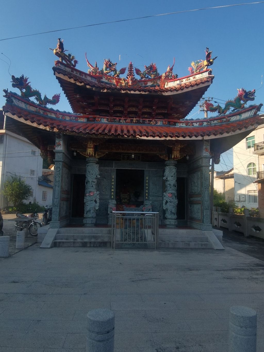 溪里龍鳯宫(廣泽尊王)实景照片