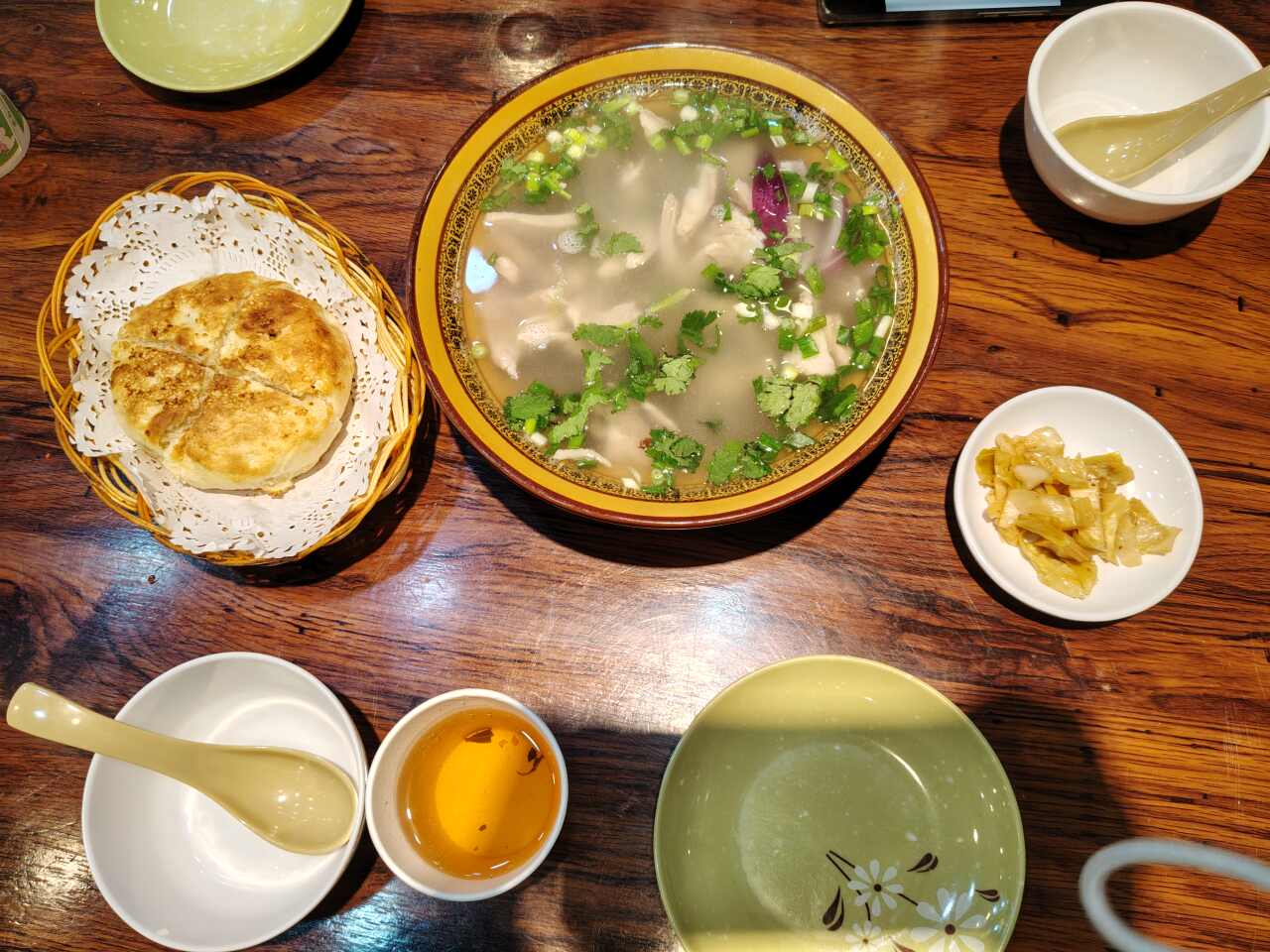 老范家羊汤馆(旗舰店)