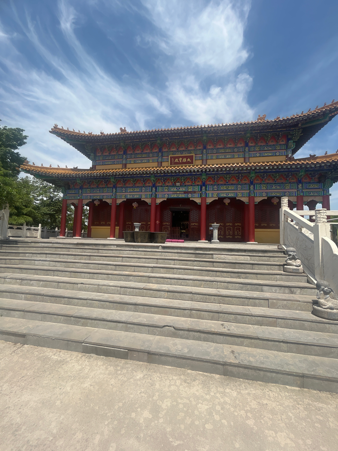 大雄宝殿实景照片