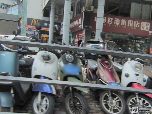 中国名酒折扣店(富国商业广场店)