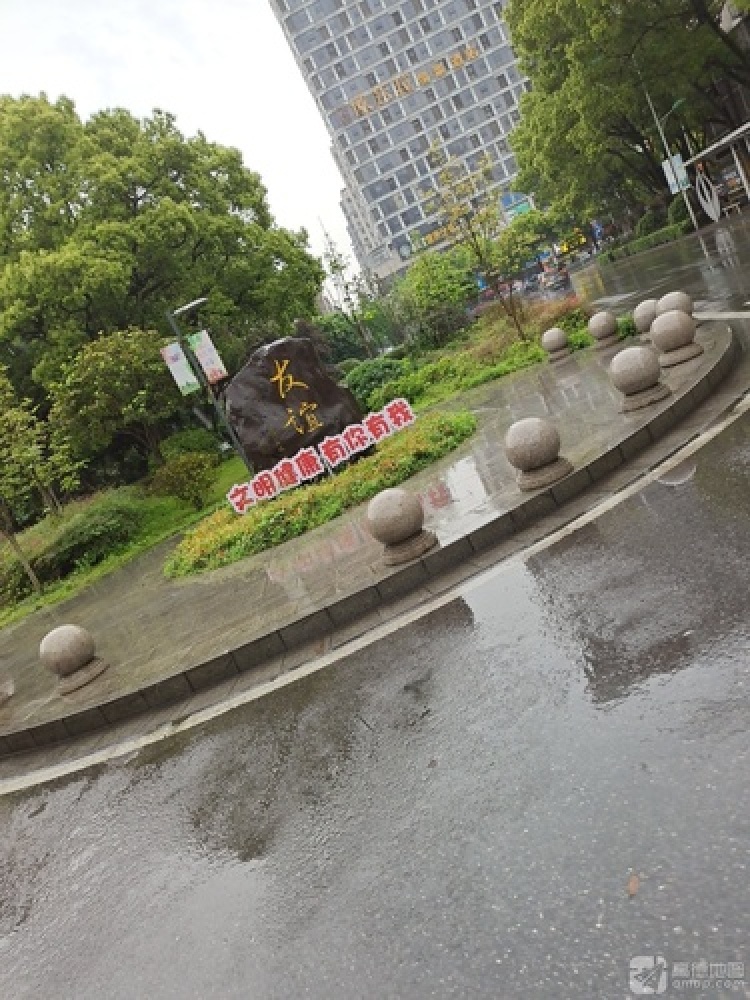 友谊广场景点图片