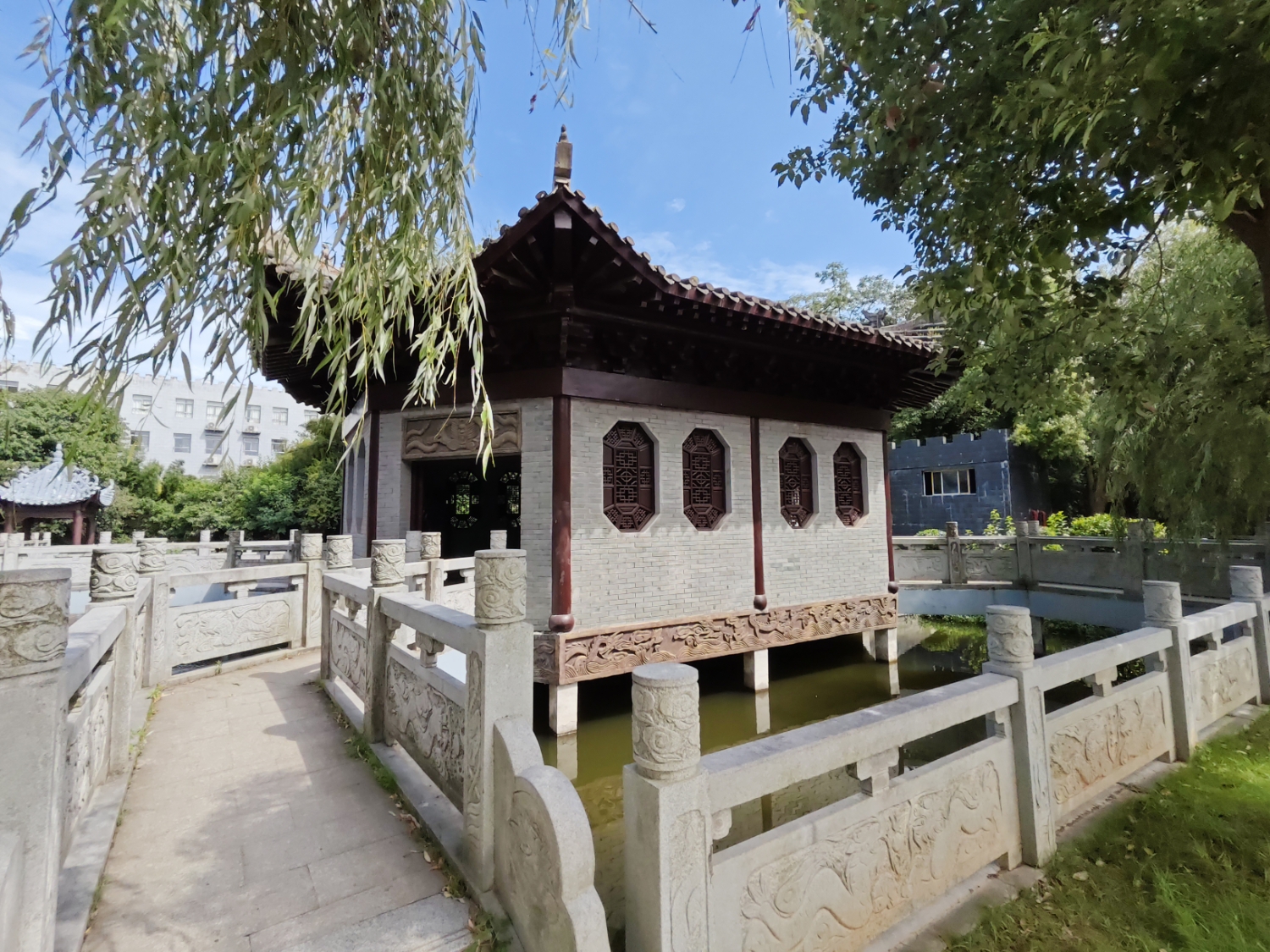三国赤壁古战场-玄武殿实景照片