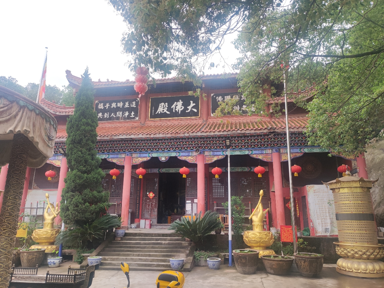 大佛寺实景照片