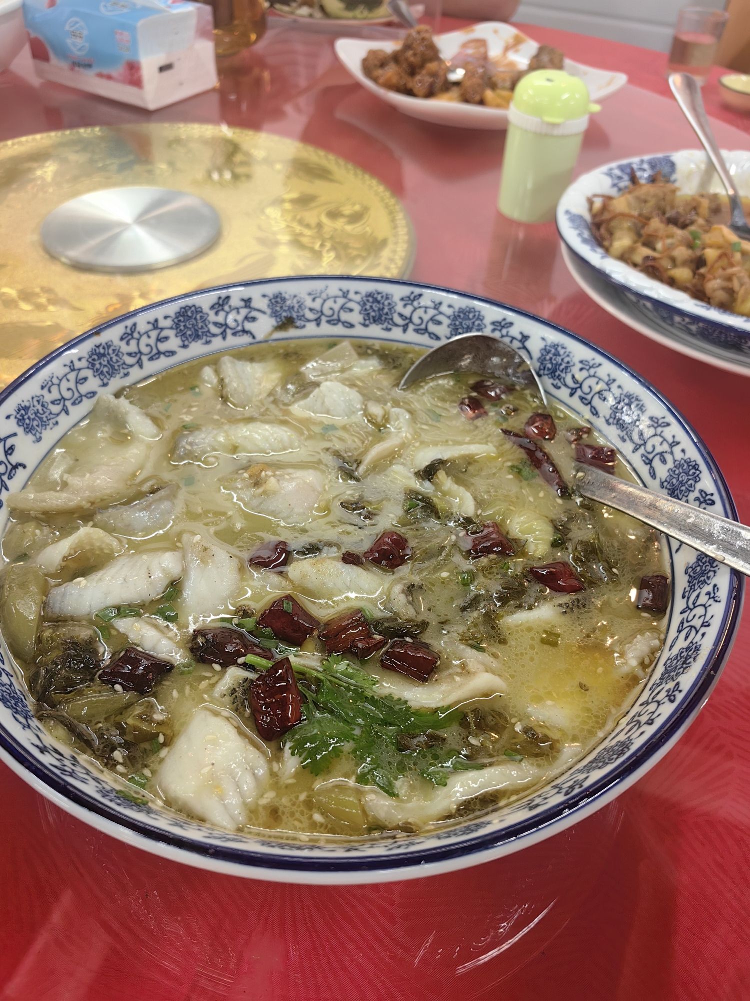 陆叔家常菜馆