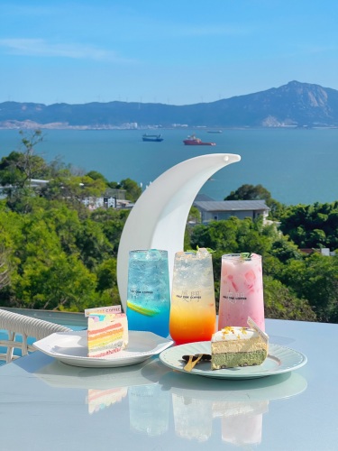 only one望海咖啡厅 · Xiamen