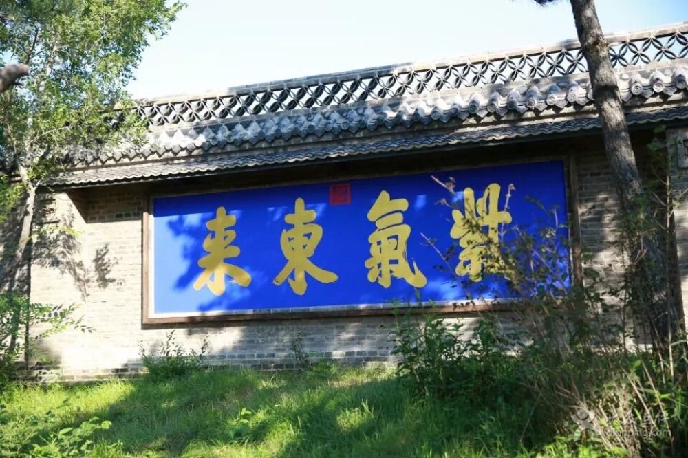 爱新觉罗皇家博物院景点图片