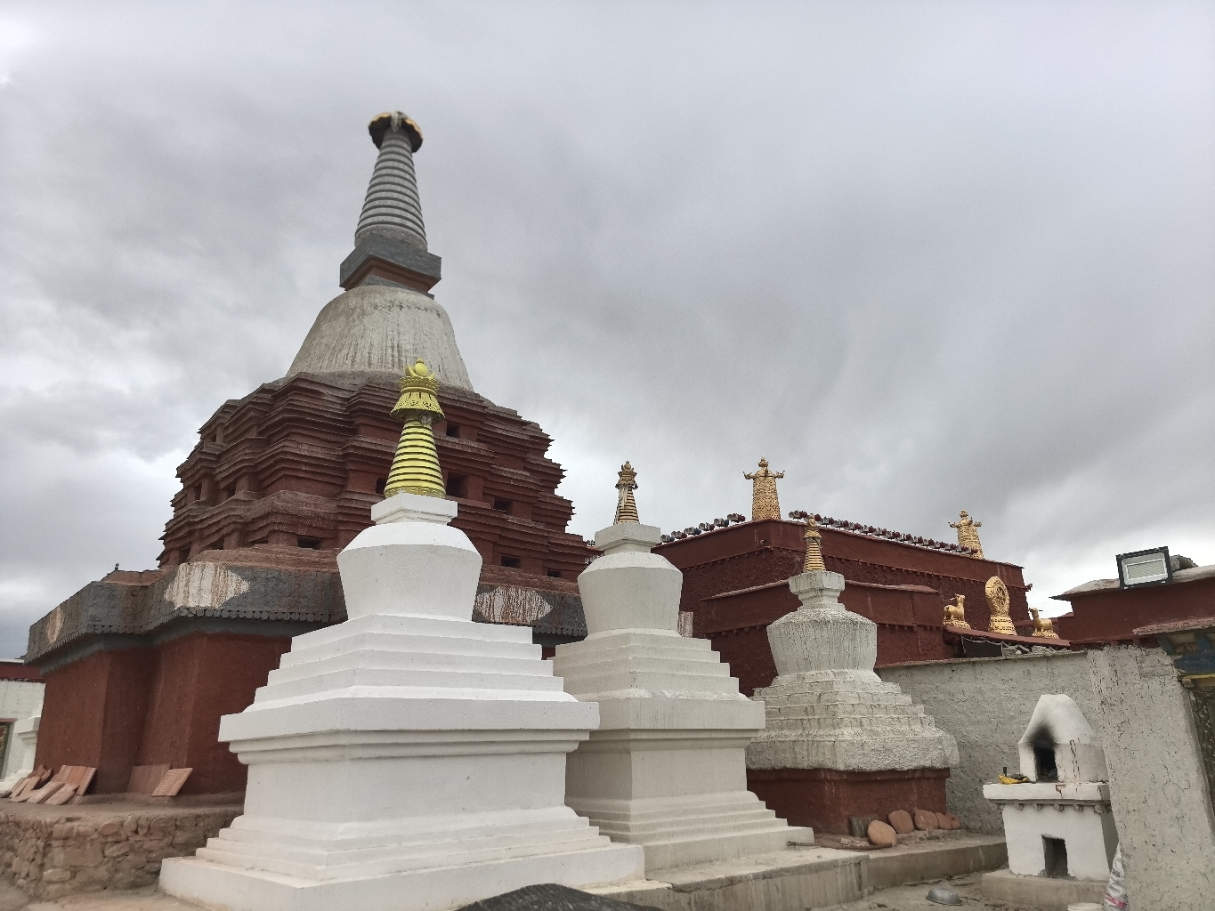 洛当寺实景照片
