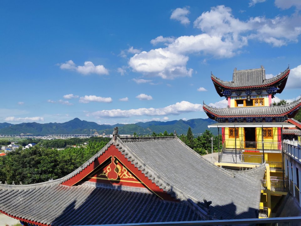 天缘寺实景照片