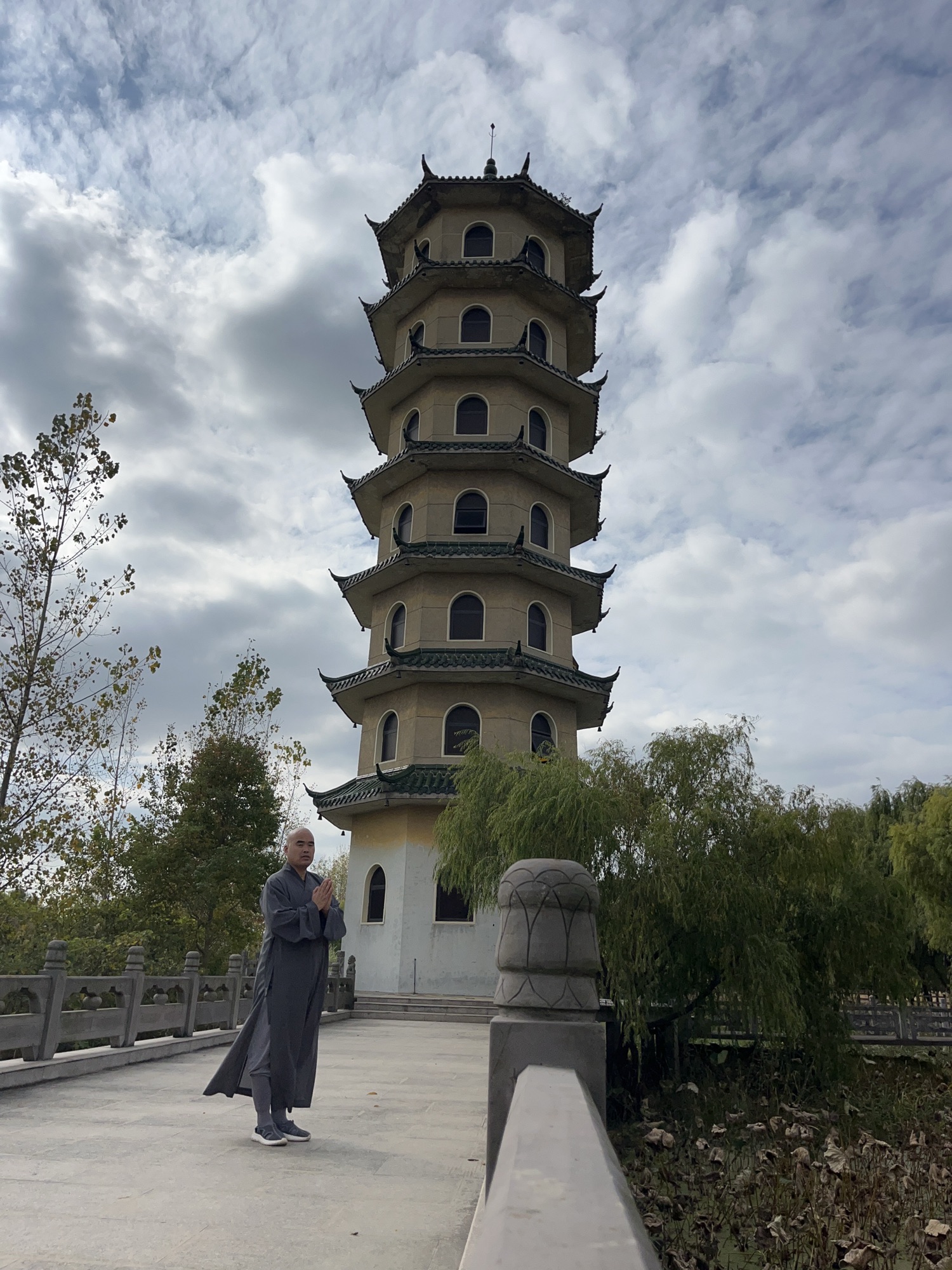 龍興寺宝塔实景照片