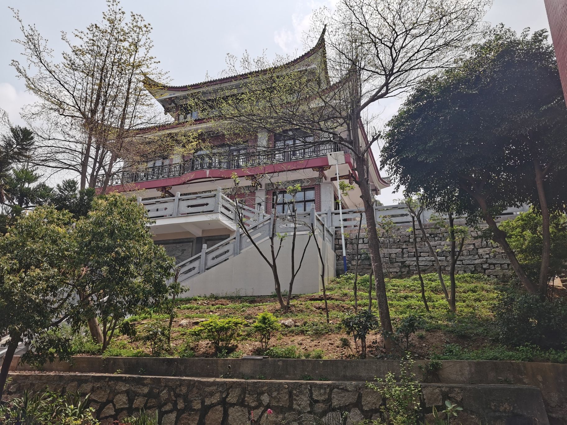 龙云古寺实景照片