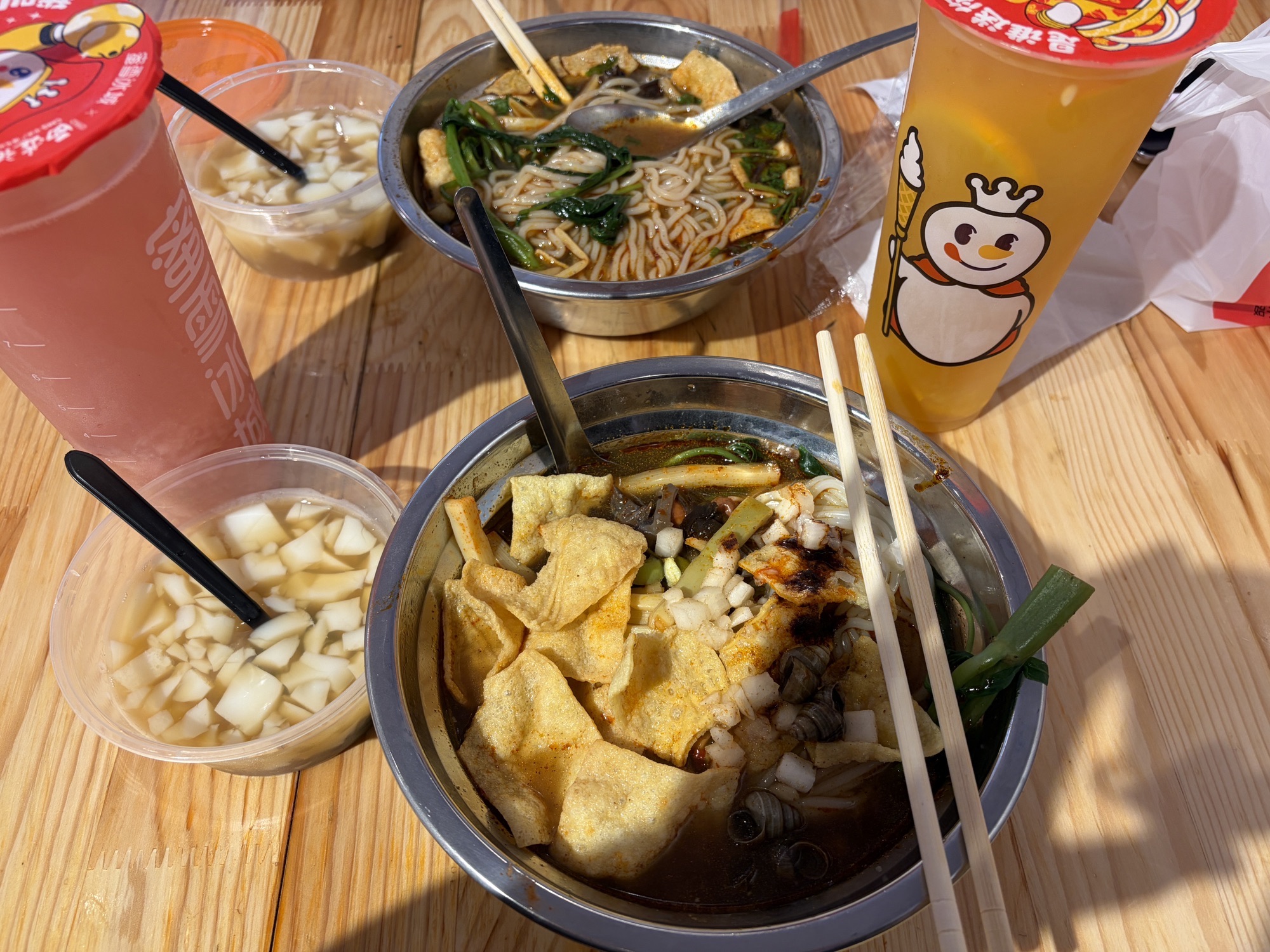 柳州肥姨妈大骨螺蛳粉(宇航路店)