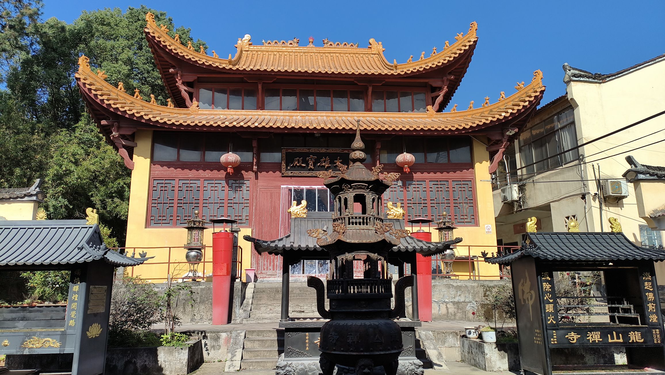 龙山禅寺实景照片