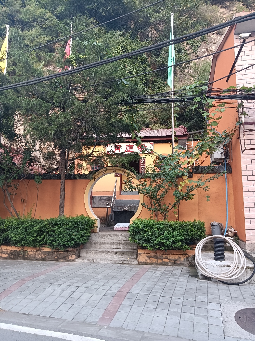 月崖寺实景照片