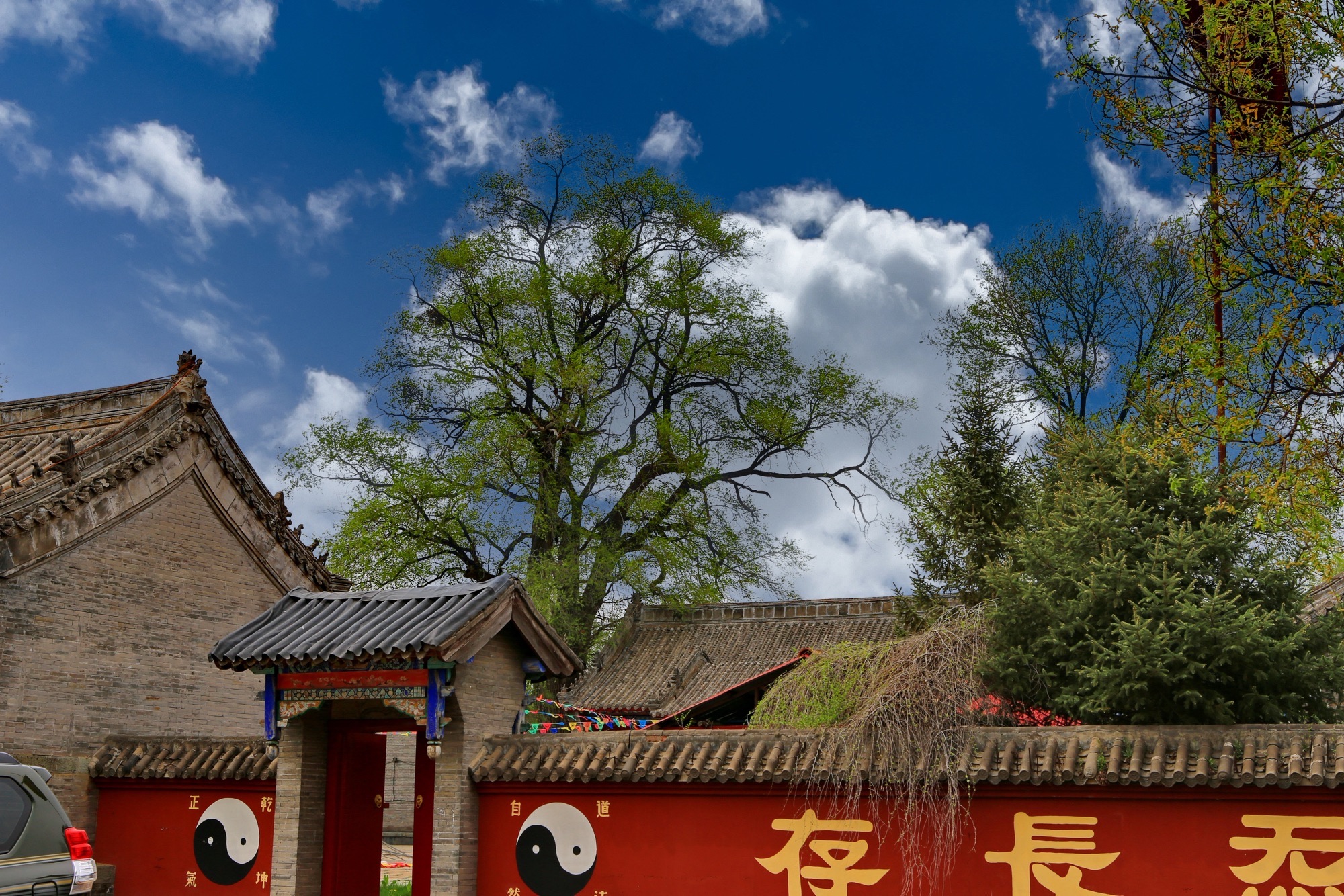 显佑宫实景照片