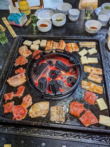 云南丽江红火塘