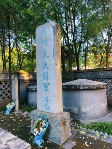 袁崇焕墓和祠（高德地图）
