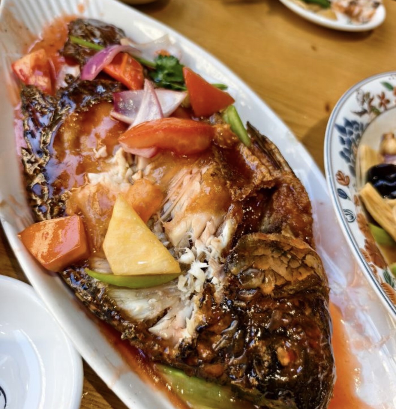艺群福源鸡饭店(盐灶店)
