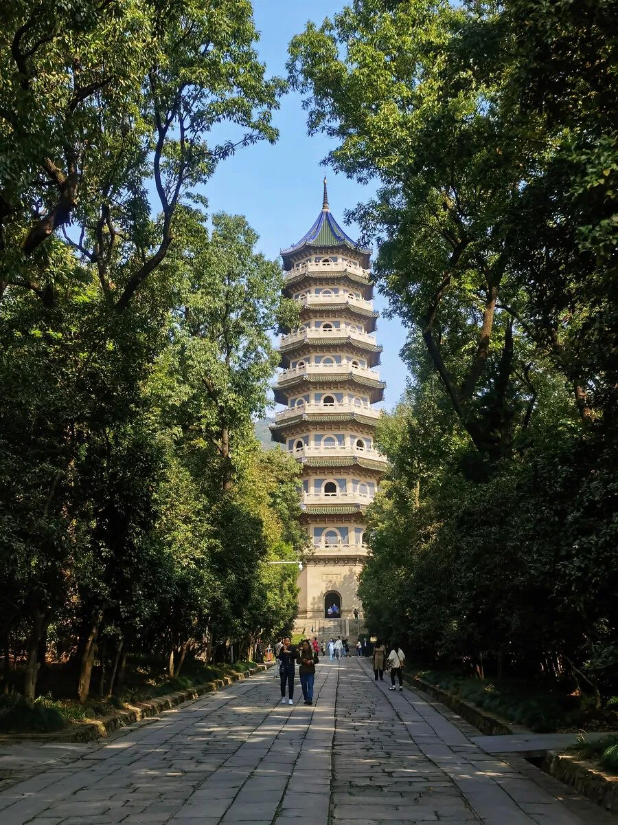 灵谷寺实景照片