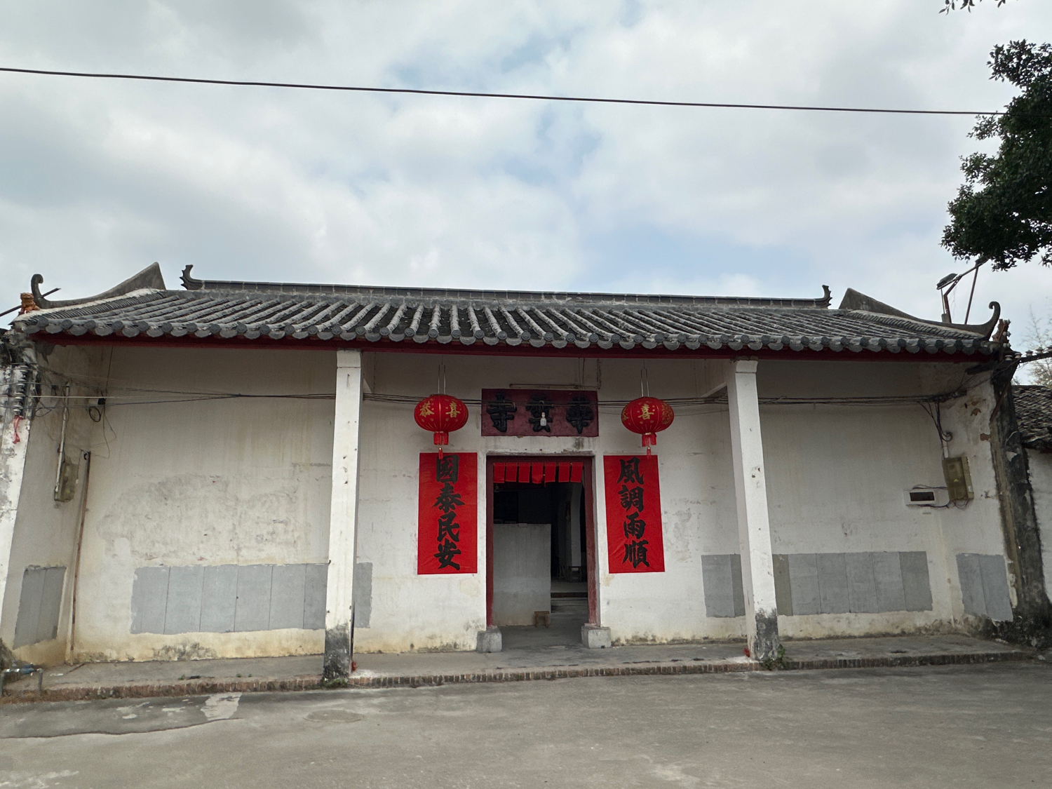 西埌华云寺实景照片