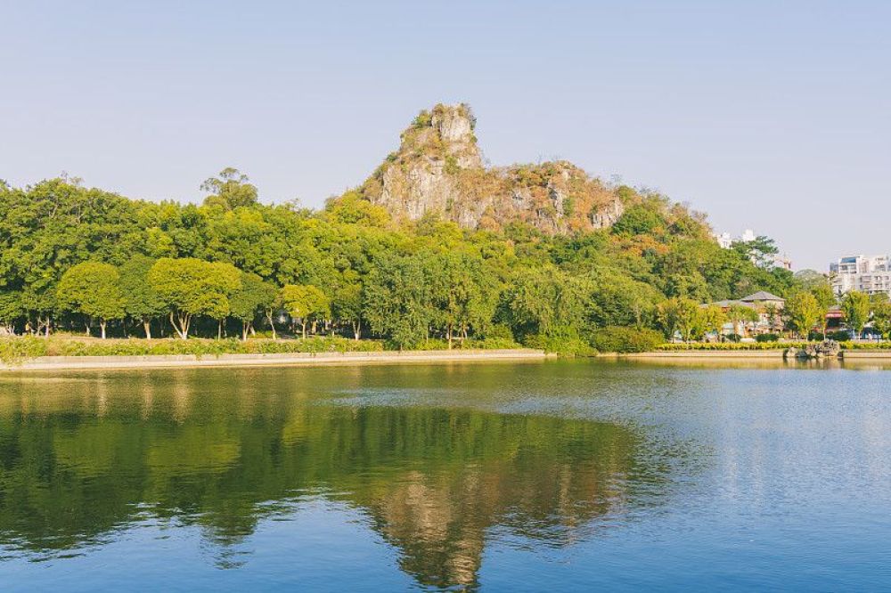 雀儿山公园景点图片