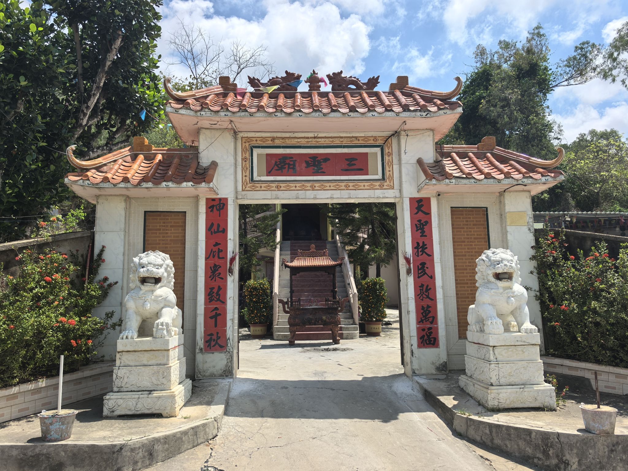 雷塘三圣庙实景照片