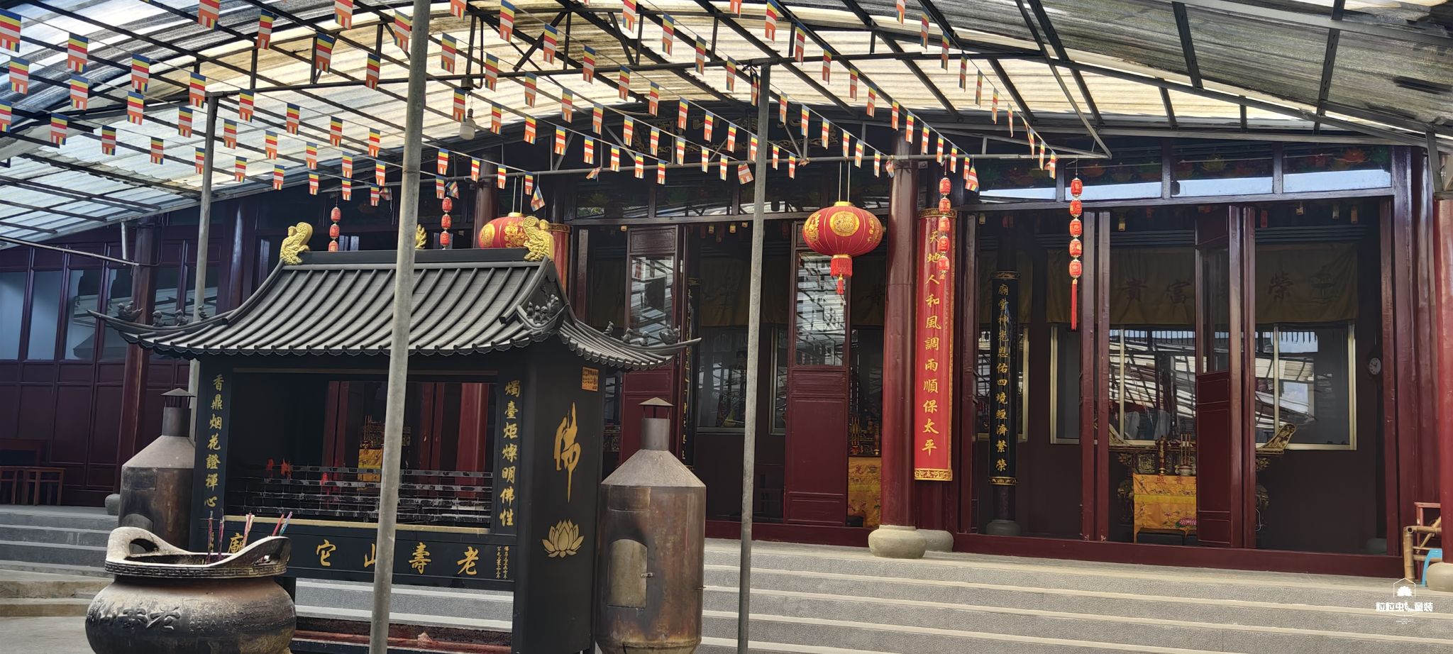 老寿山它山庙实景照片