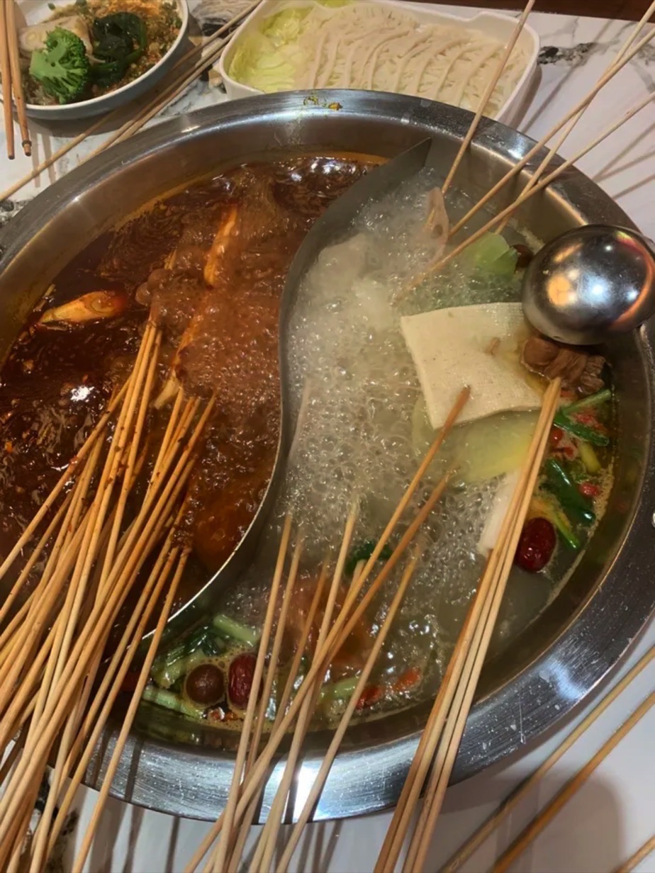 阿串串老火锅