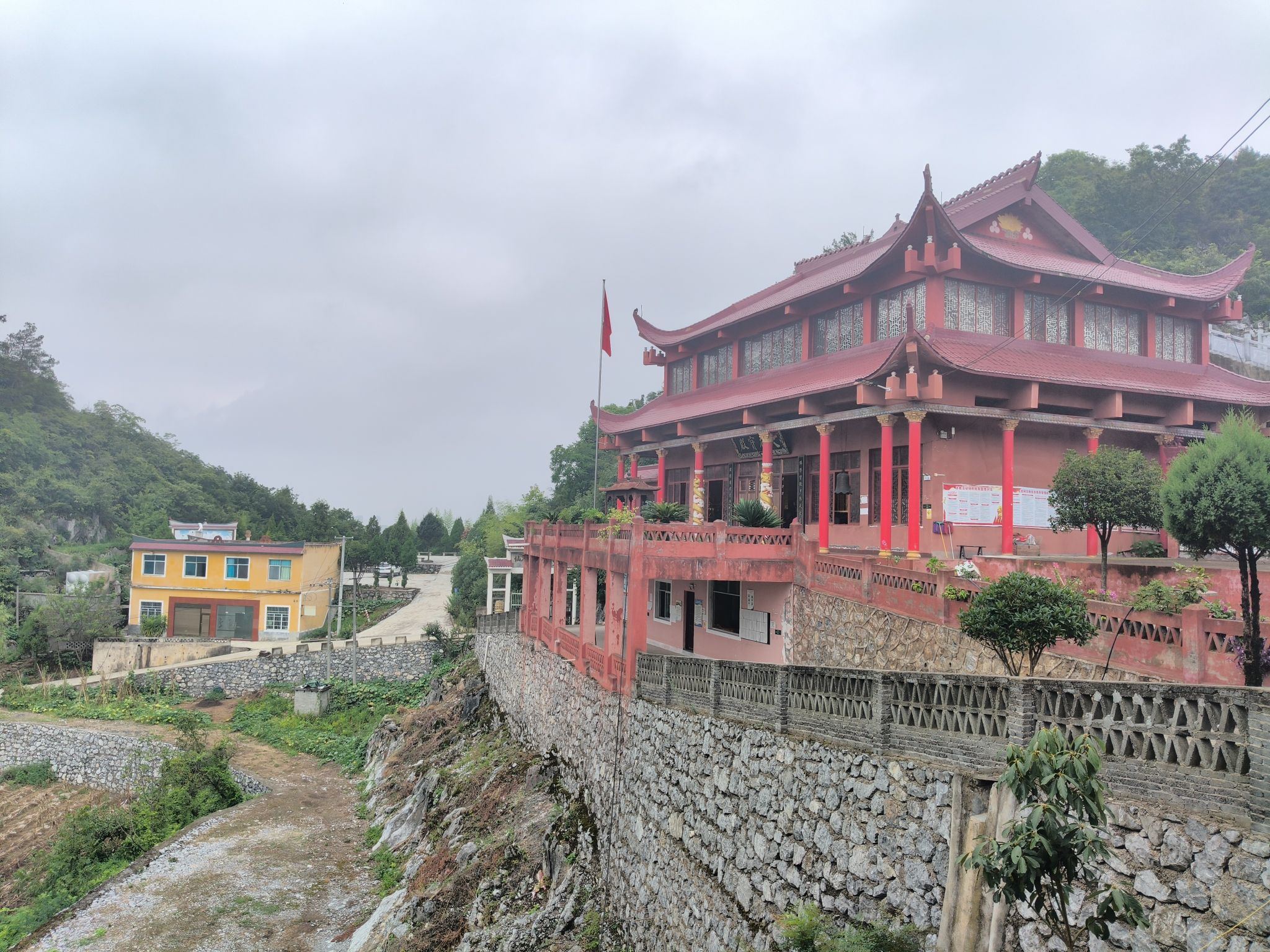 仙人洞圆通寺实景照片