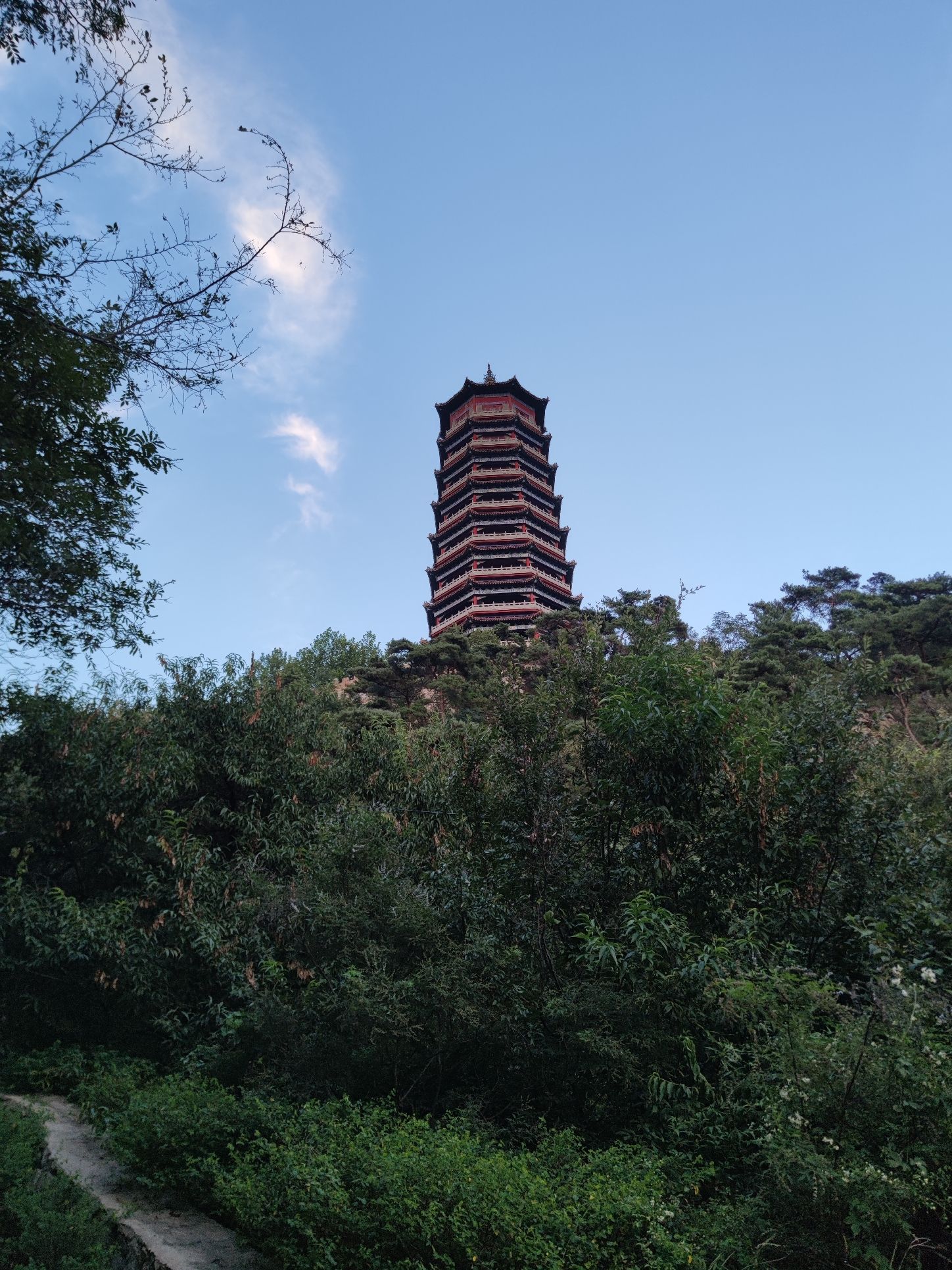 雪野三峡景区-九羊宝塔道观实景照片
