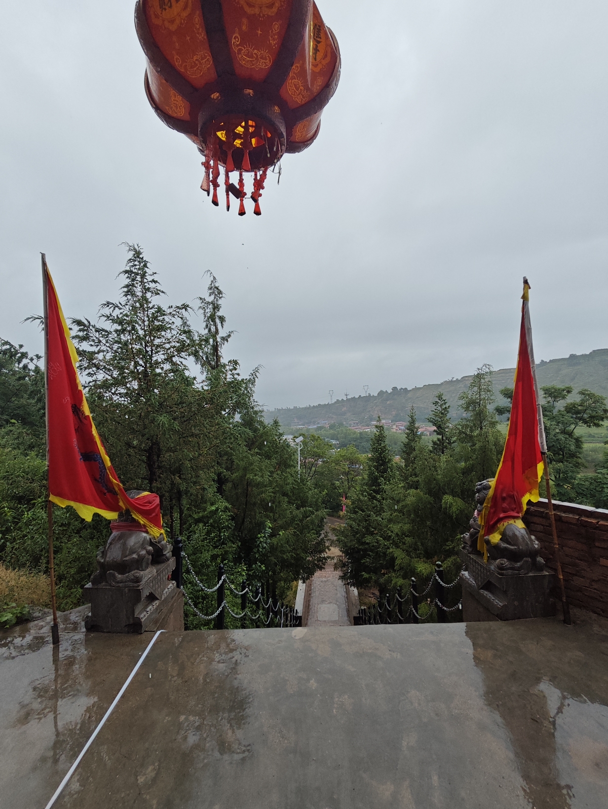 榆树村青龙山雷祖庙实景照片