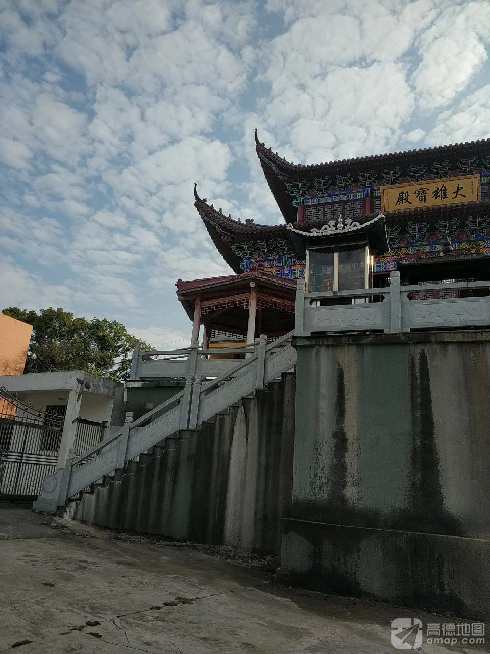 大雄宝殿实景照片