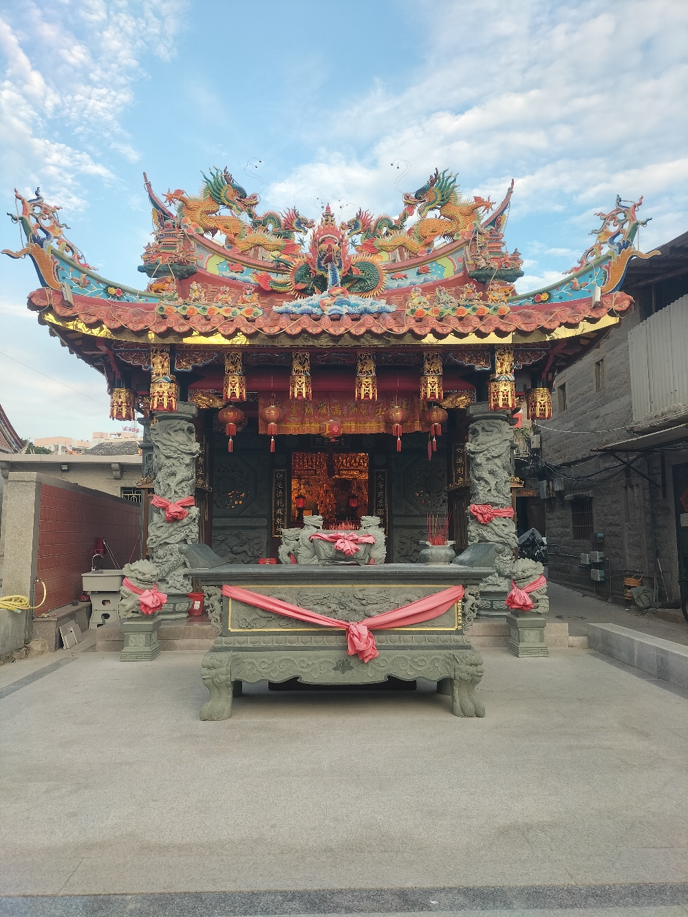 霞泽慈济宫实景照片