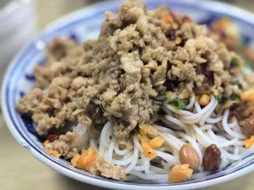 小罗子汤店(大士院总店)