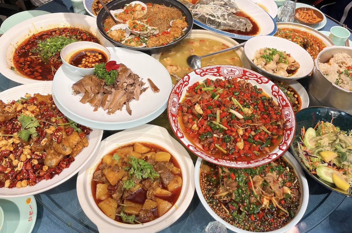 一堂红小酒馆(大千路店)