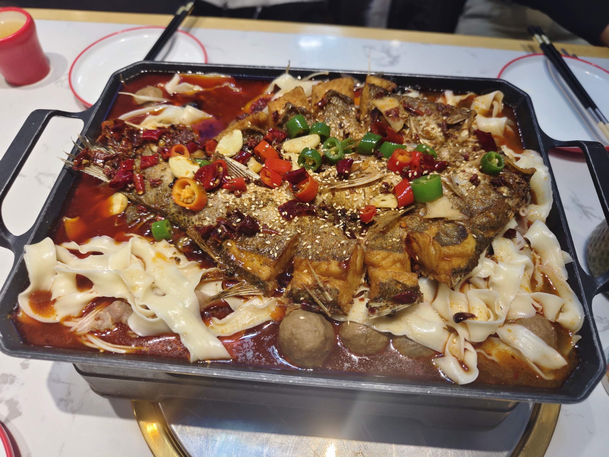 江枫渔火鲜鱼馆(胡杨北路店)