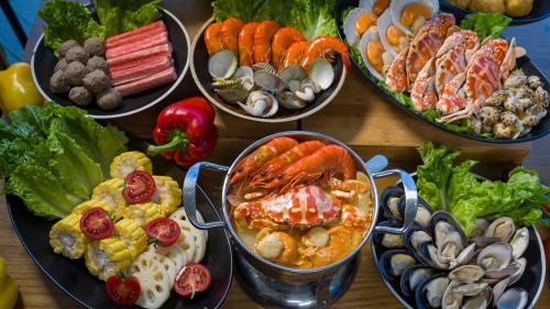 居中餐厅·川菜·包厢·海景(三亚绿发山海天酒店·傲途格精选)
