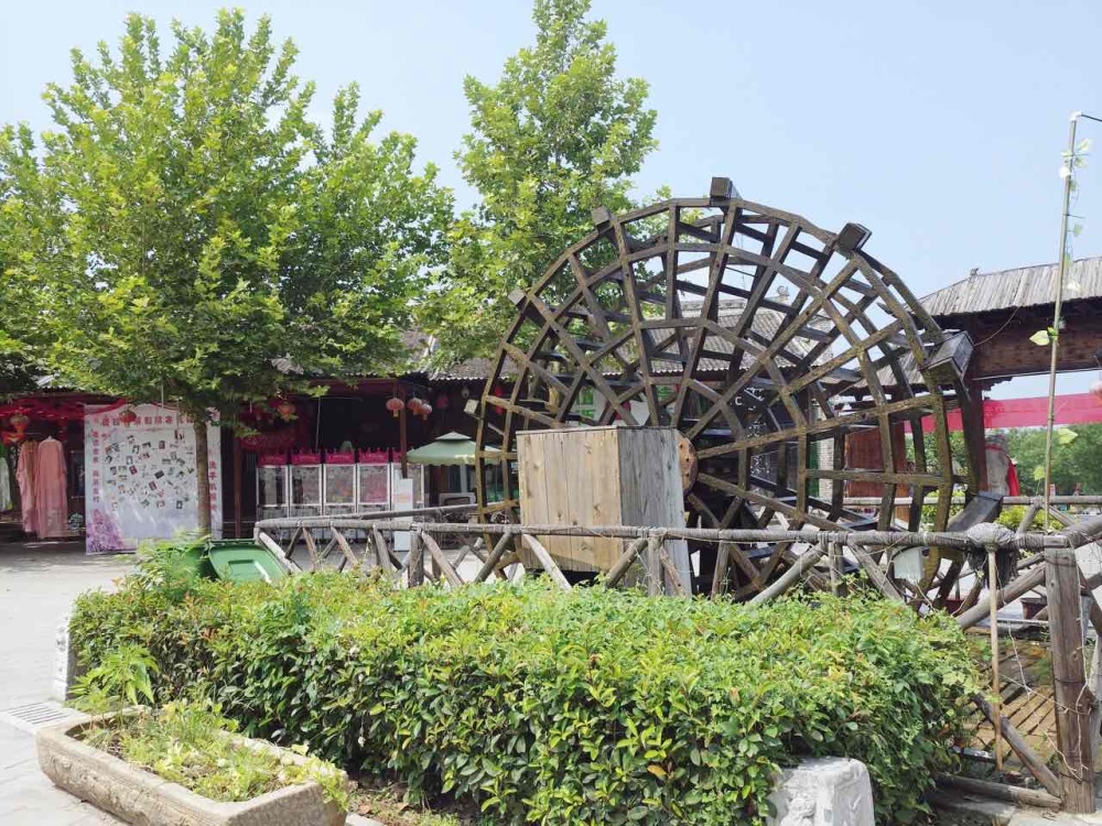 牛魔王逍遥谷景点图片