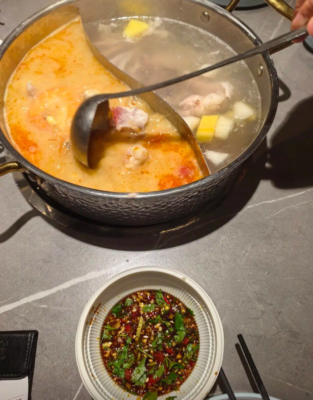 南海东坡椰子鸡·糟粕醋·海南菜(驿站店)