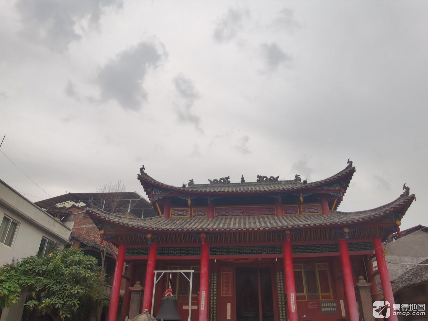 火莲寺实景照片